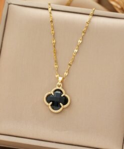 Dark Roman Flower Shape Pendant 22Karet Gold Plated Chain Necklace