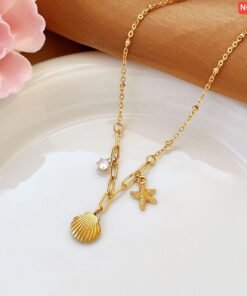 Alternative view of Oyster Star necklace