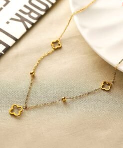 Alternative view of 3 Flower 2 Ball Gold Necklace NC194