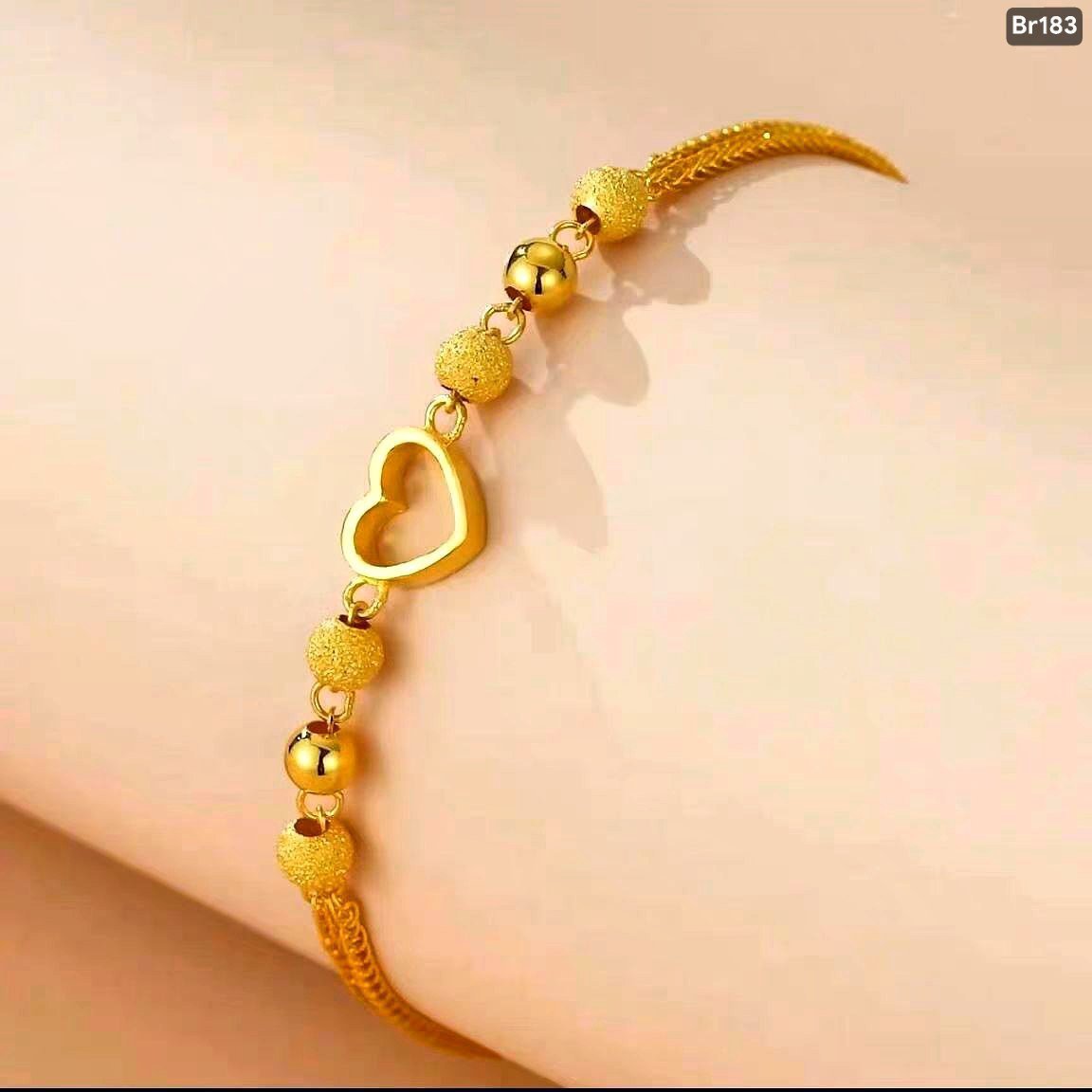 Hollowed-out heart-shaped 22karet Gold Plated bracelet Br183 - Image 2