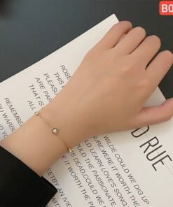 Alternative view of Roman Three Diamond Bracelet B04