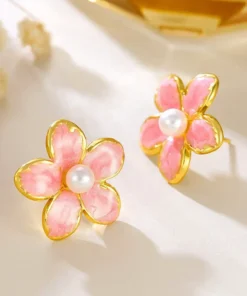 4 Leaf Blush Pink Flower Backpin Shining 22karet Gold Plated Earring
