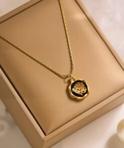 Special Rose Sealed Pendant 22Karet Gold Plated Necklace