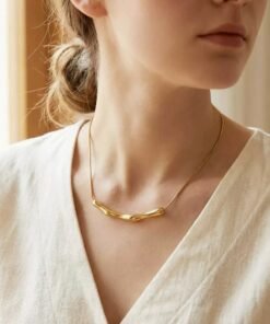 Irregular Gold Metal Shape Pendant 22Karet Gold Plated Clavicle Chain Necklace