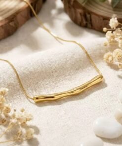 Alternative view of Irregular Gold Metal Shape Pendant 22Karet Gold Plated Clavicle Chain Necklace