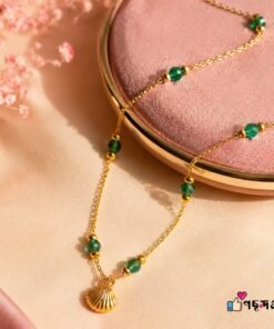 Alternative view of 22k green pearl oyester neckpice